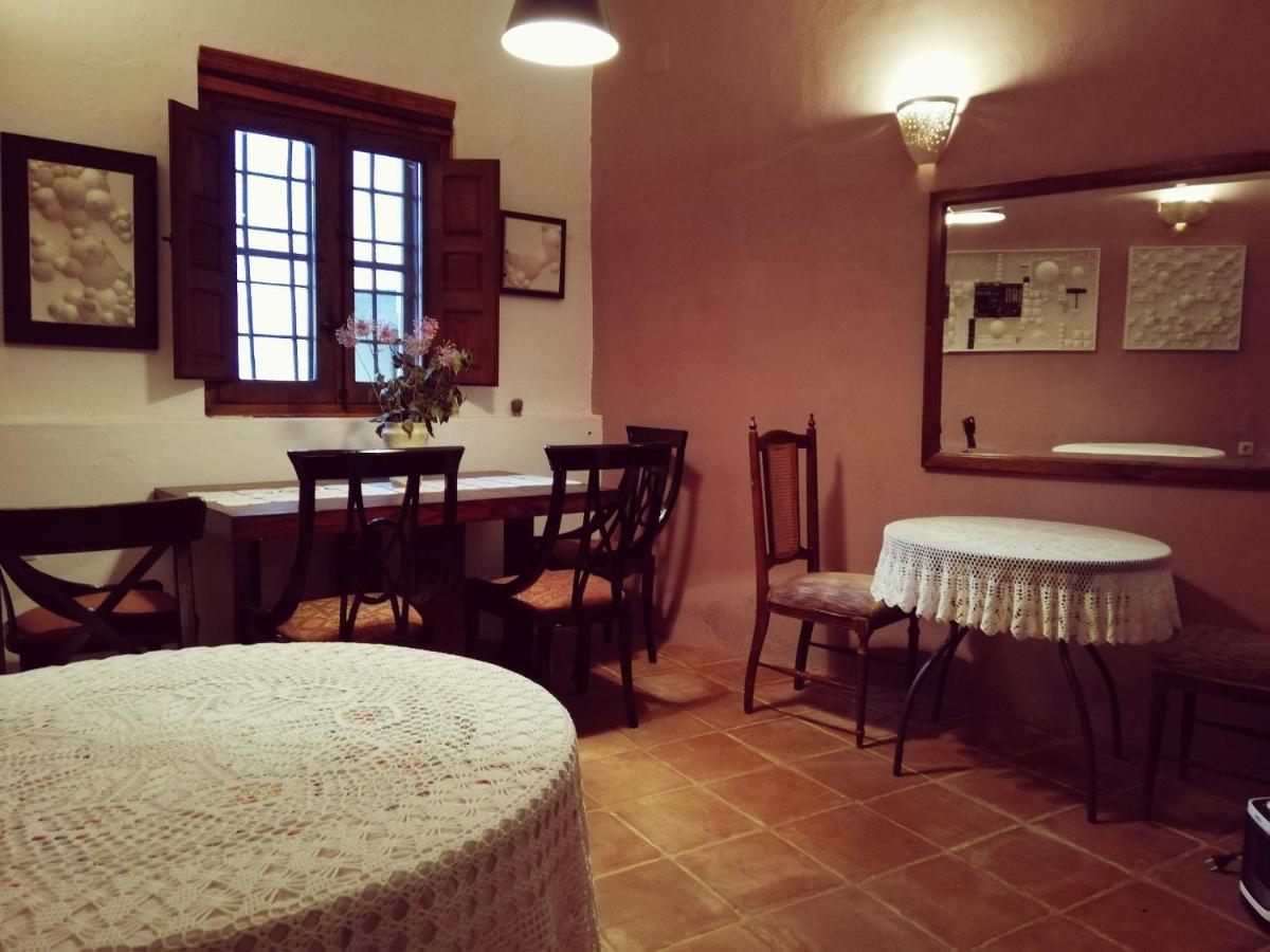 La Solana, Alojamiento Y Alfareria Arenas de San Pedro Eksteriør bilde